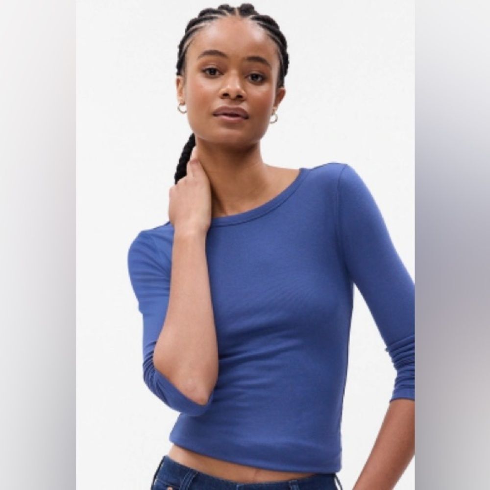 GAP Mini Rib Crewneck shirt in “New England Sky Blue”